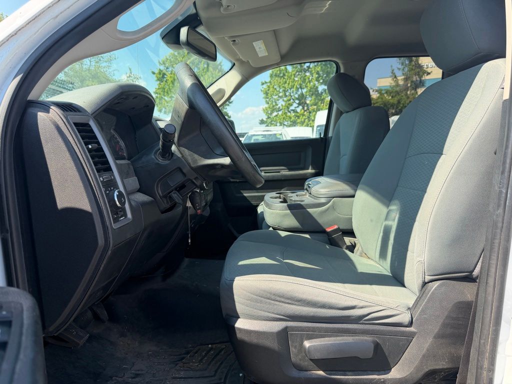 2018 Ram 1500 Express Quad Cab 4x4 6'4" Box