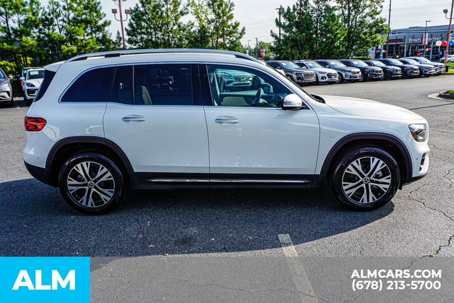 Used 2024 White Mercedes-Benz GLB 250 image 8