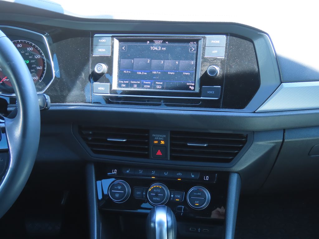 Thumbnail: 2021 Volkswagen Jetta - 8