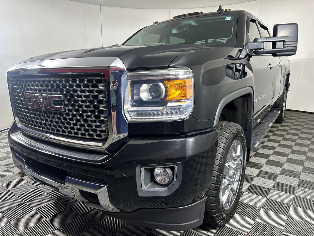 Photo 1 of 2016 GMC Sierra 2500HD Denali