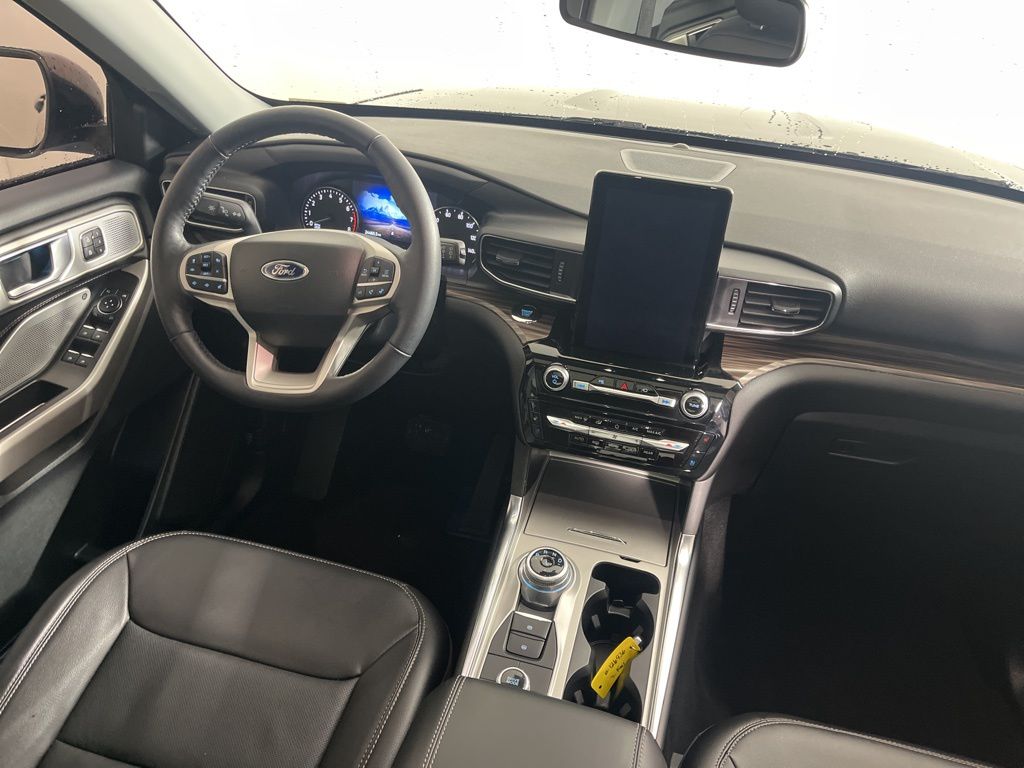 Thumbnail: 2023 Ford Explorer - 5