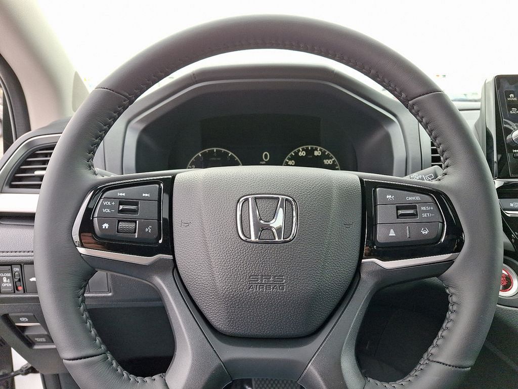 2025 Honda Odyssey EX-L 11