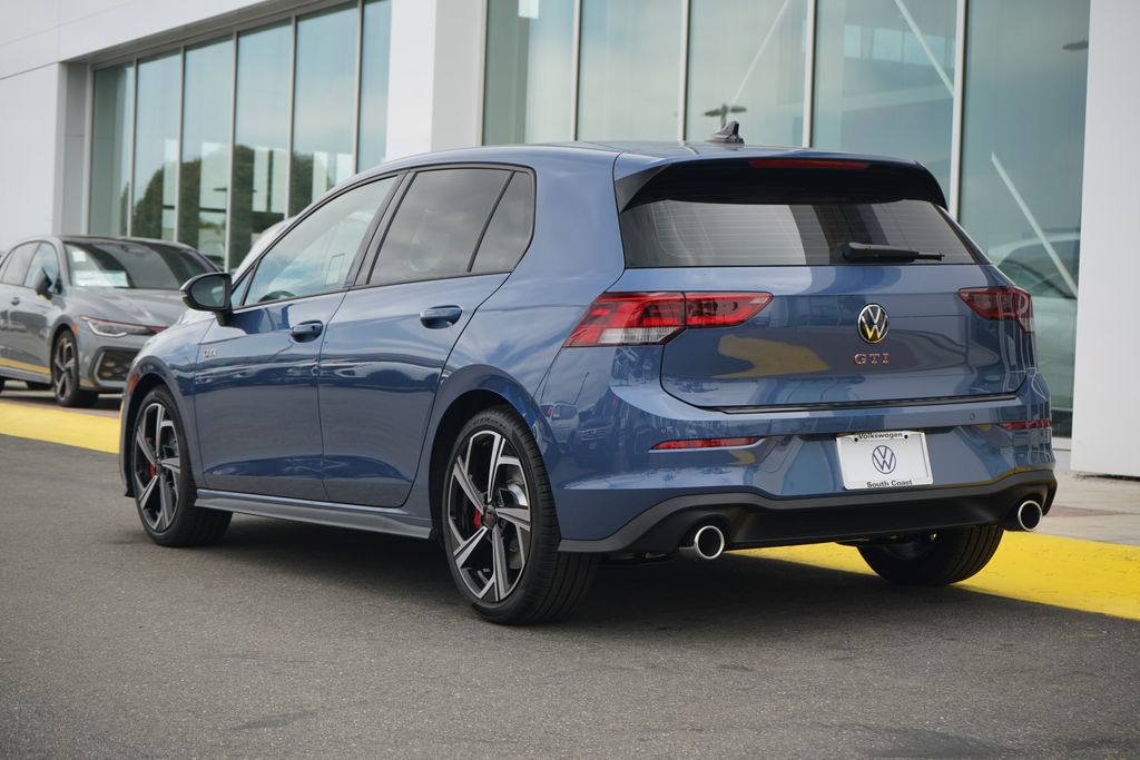 Thumbnail: 2026 Volkswagen Golf - 3