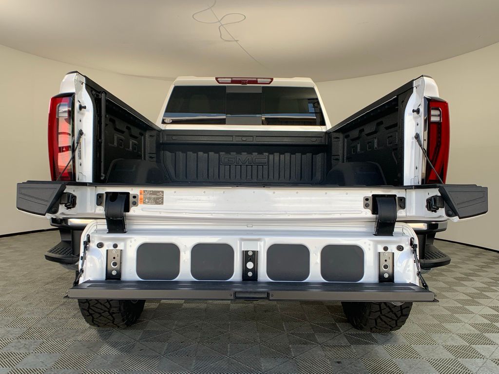 2024 GMC Sierra 2500HD SLT 5