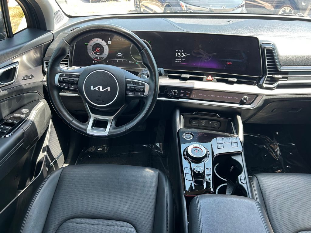 Used 2023 Kia Sportage Hybrid SUV