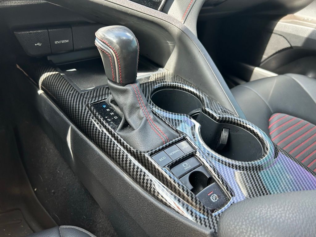 Thumbnail: 2021 Toyota Camry - 27