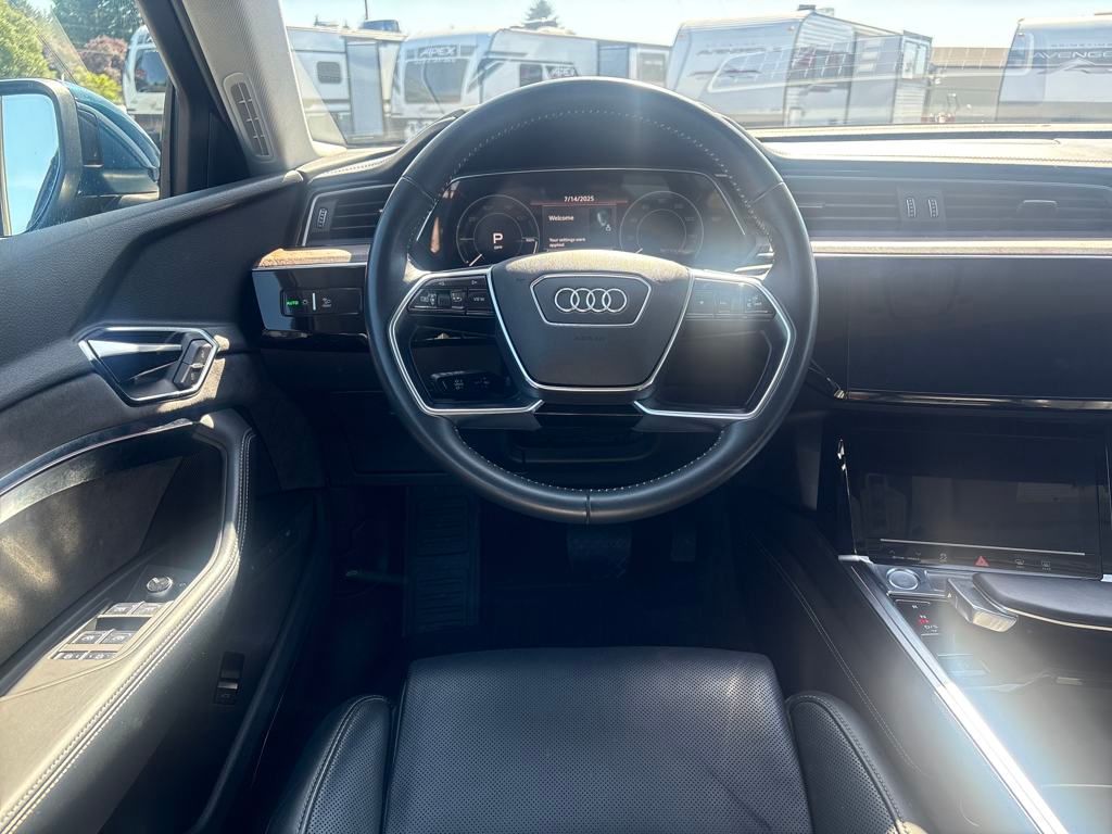 2019 Galaxy Blue Metallic Audi e-tron Prestige AWD SUV