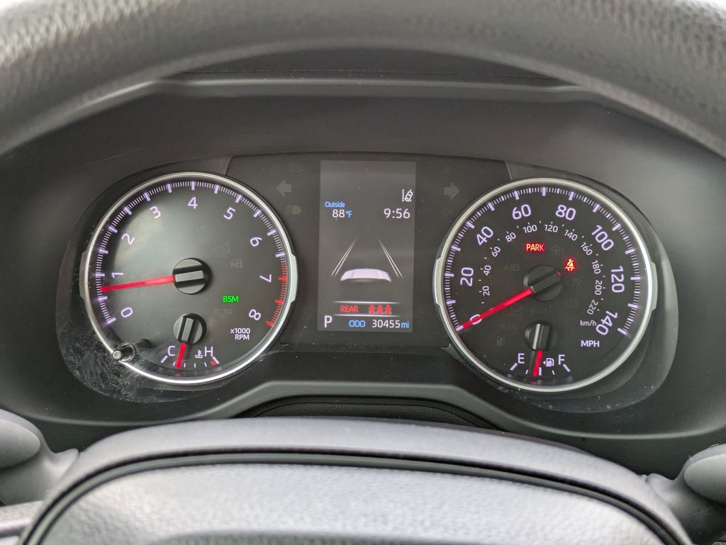 2022 Toyota RAV4 XLE