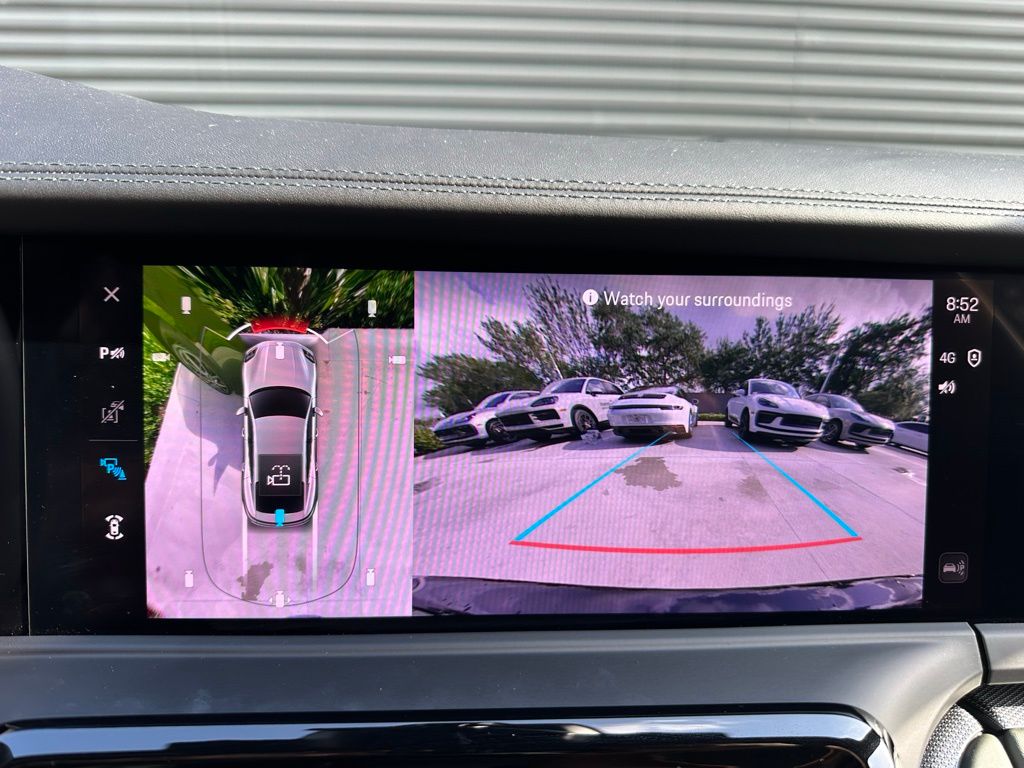 2025 Porsche Panamera  25