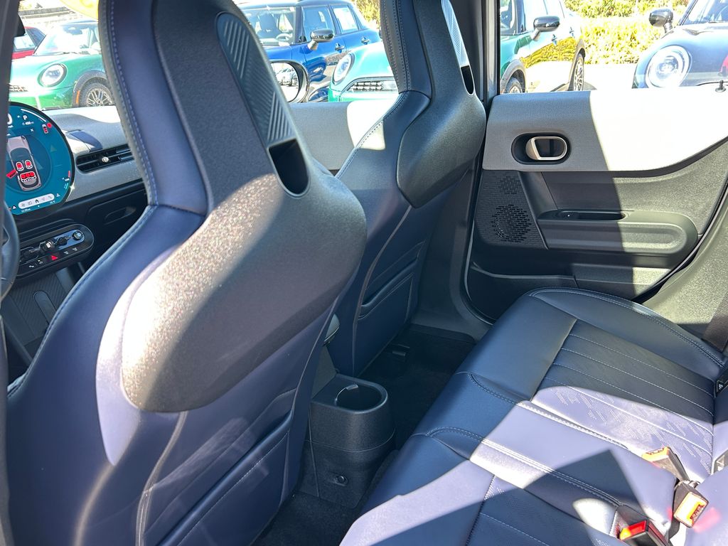 Thumbnail: 2025 MINI Cooper - 30