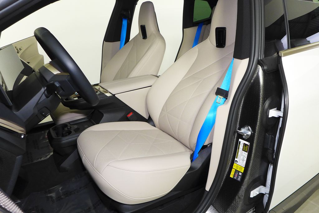 Thumbnail: 2024 BMW iX - 20