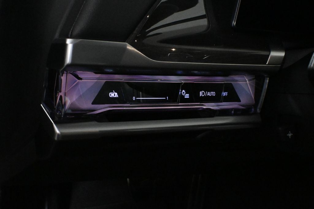2025 BMW 7 Series 760i xDrive 28