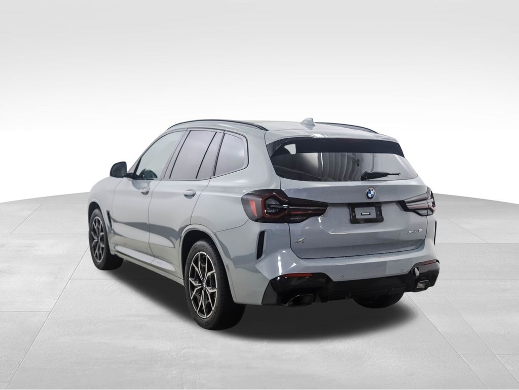Thumbnail: 2023 BMW X3 - 3