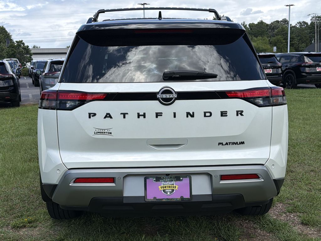 Used 2024 Nissan Pathfinder SUV