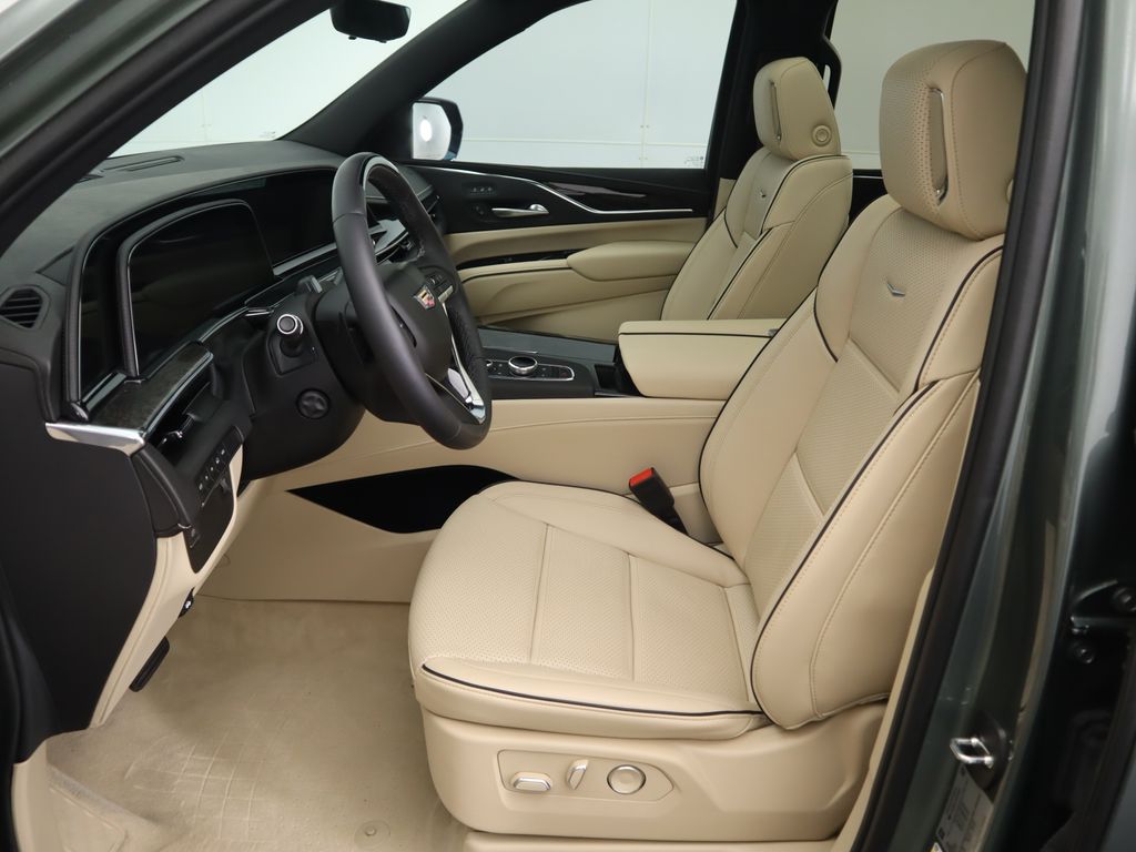 2024 Cadillac Escalade Premium Luxury 5
