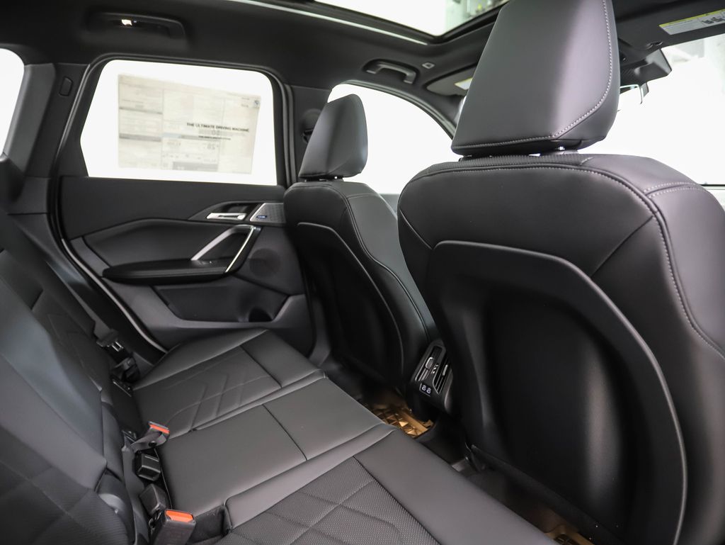 Thumbnail: 2025 BMW X1 - 26