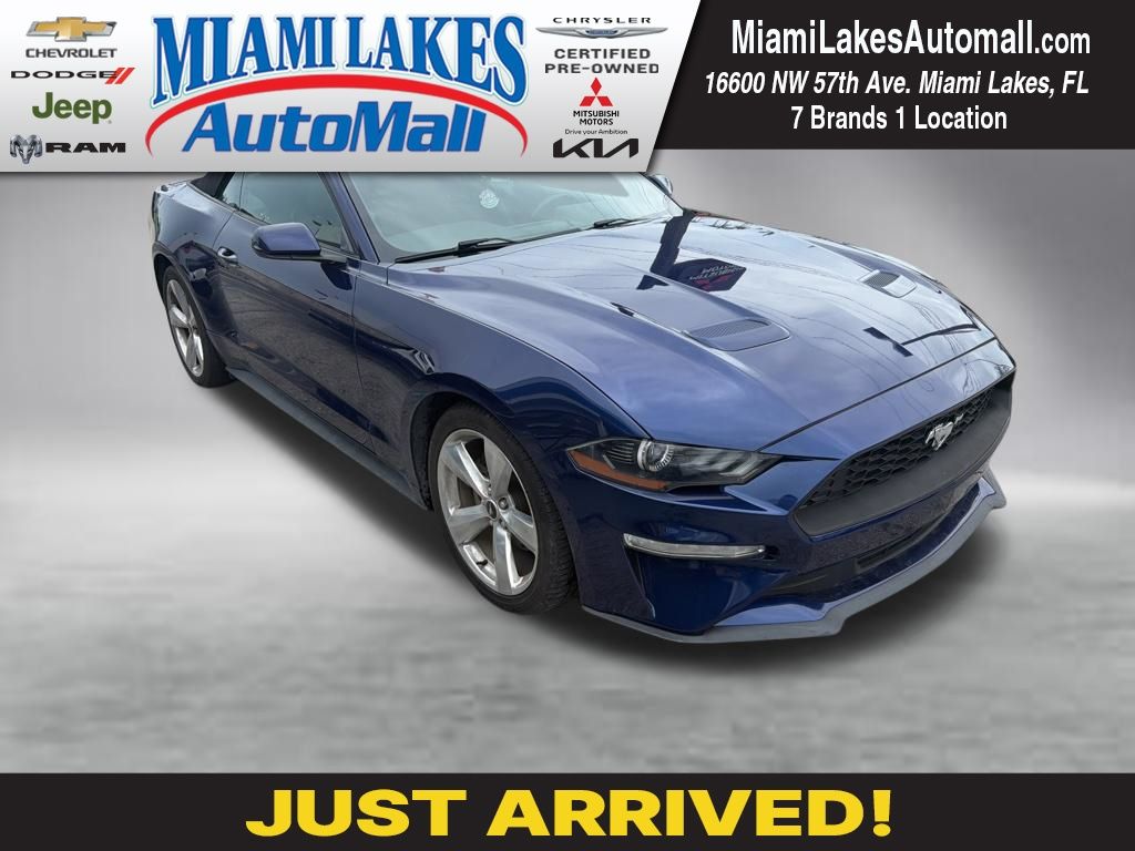 2018 Ford Mustang EcoBoost Convertible's photo