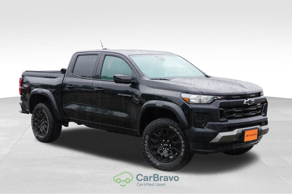 Black 2023 Chevrolet Colorado Pickup Truck Four-Wheel Drive 8-Speed Automatic