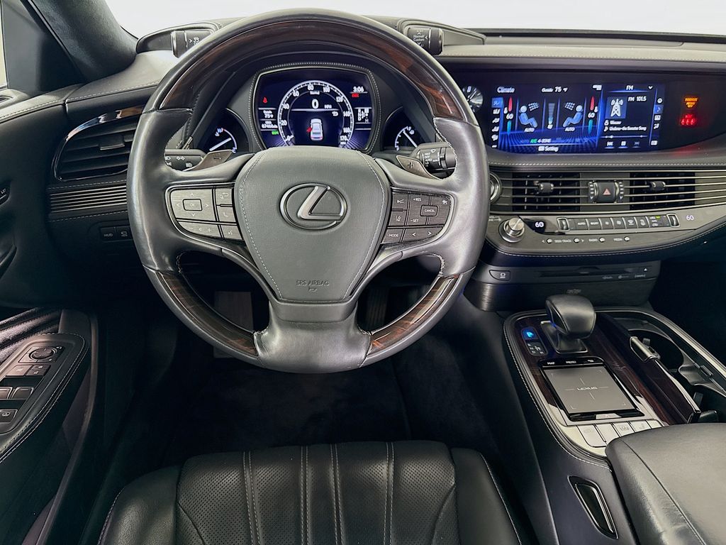 Thumbnail: 2018 Lexus LS - 23