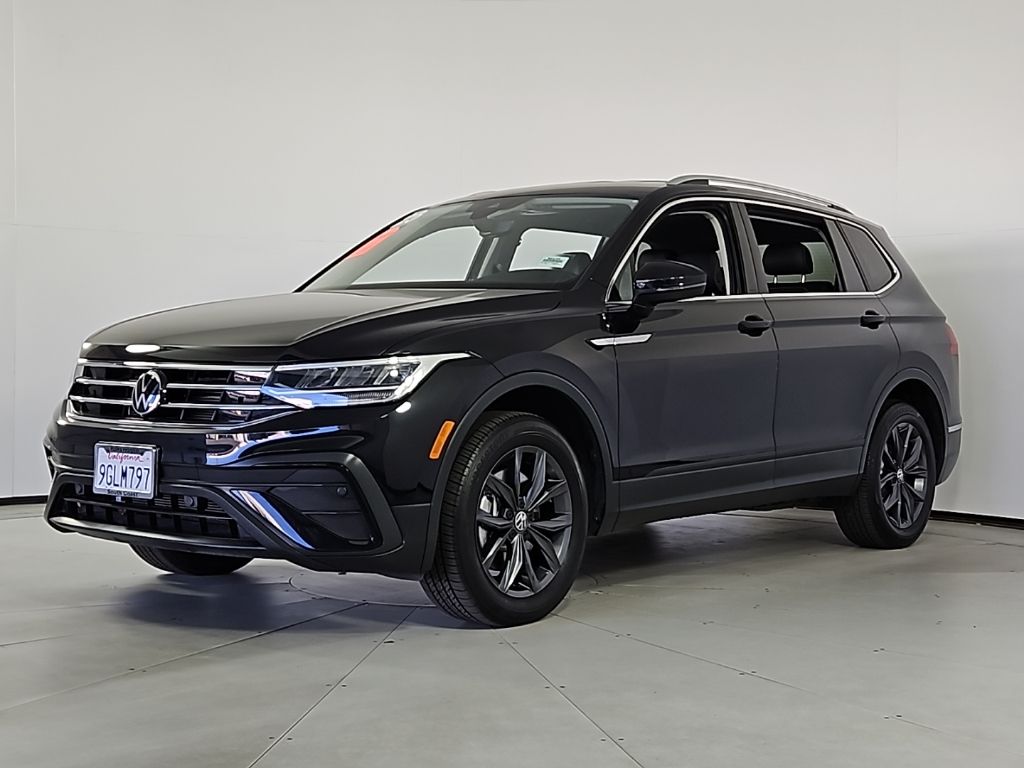 Thumbnail: 2023 Volkswagen Tiguan - 2