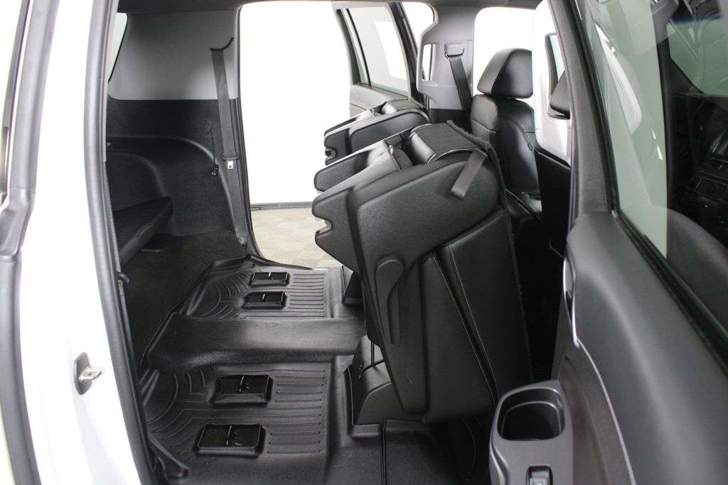 Used 2018 Chevrolet Suburban for sale in 