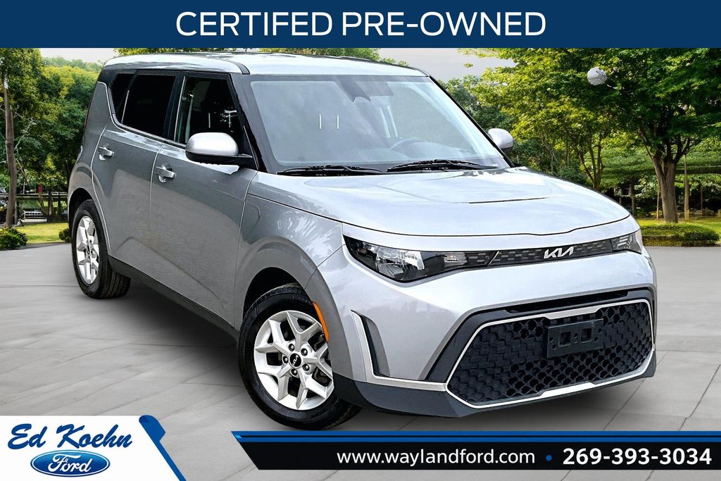 Steel Gray 2023 Kia Soul SUV / Crossover Front-Wheel Drive Continuously Variable Transmission