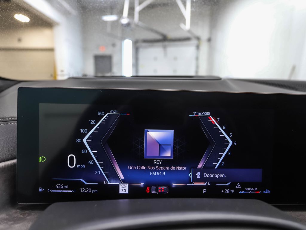 Thumbnail: 2023 BMW X7 - 14