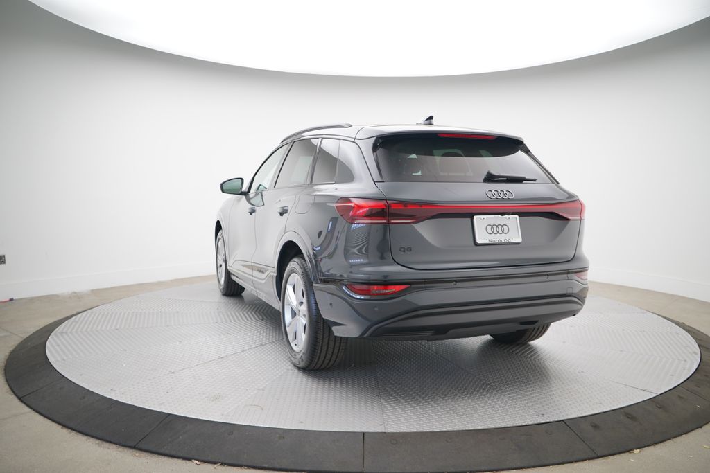 2025 Audi Q6 e-tron Premium 3