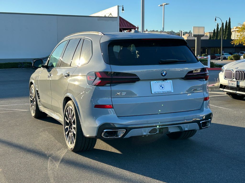Thumbnail: 2026 BMW X5 - 3