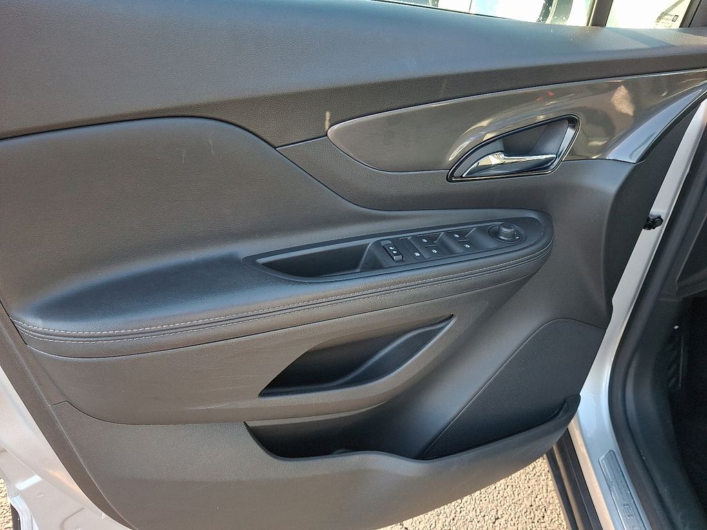 Thumbnail: 2020 Buick Encore - 12