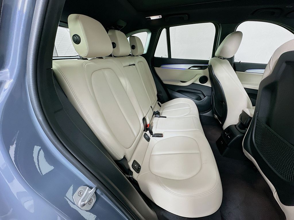 Thumbnail: 2020 BMW X1 - 28