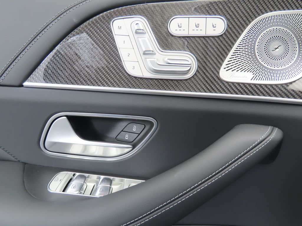Thumbnail: 2025 Mercedes-Benz GLE - 25