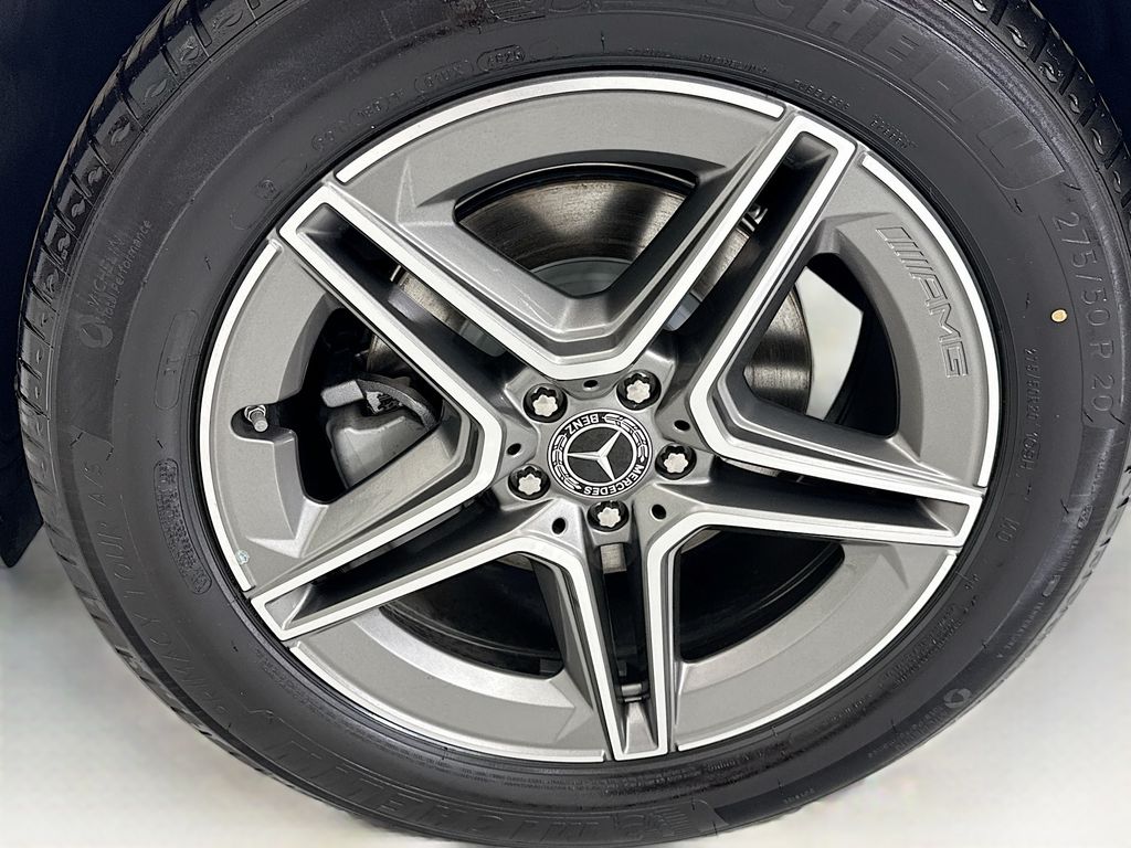 Thumbnail: 2026 Mercedes-Benz GLE - 30