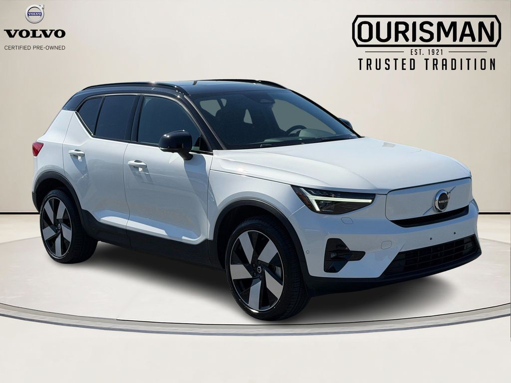 Crystal White Metallic 2023 Volvo XC40 Recharge Twin Ultimate eAWD SUV / Crossover All-Wheel Drive 1-Speed Automatic