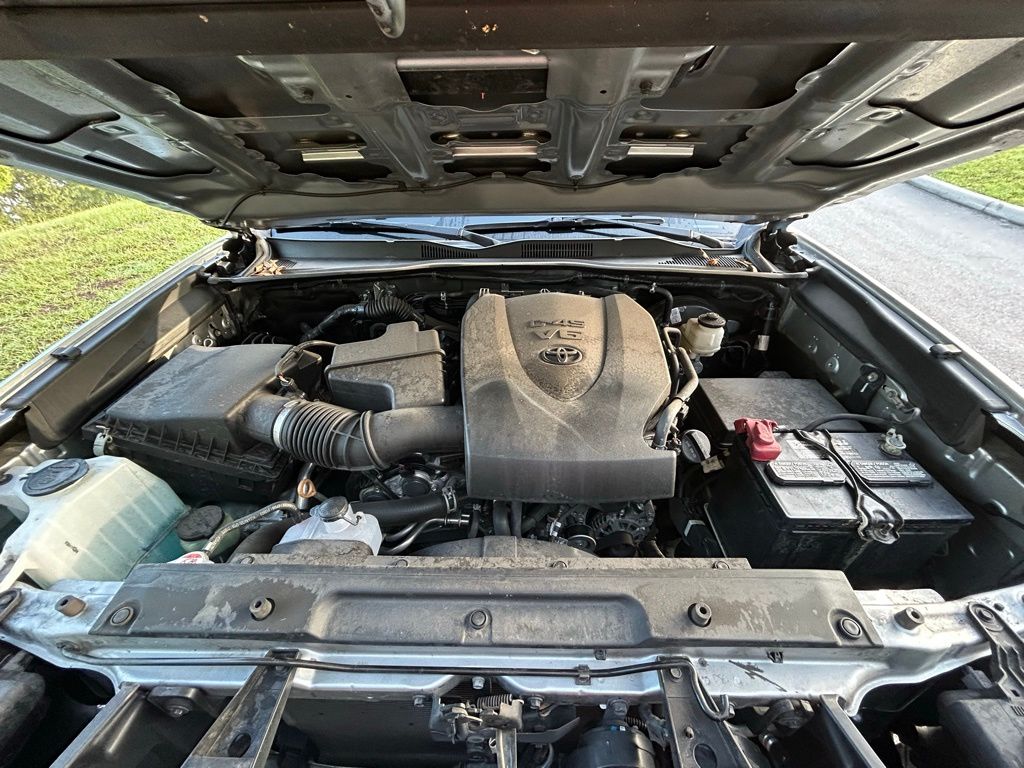 Thumbnail: 2022 Toyota Tacoma - 10