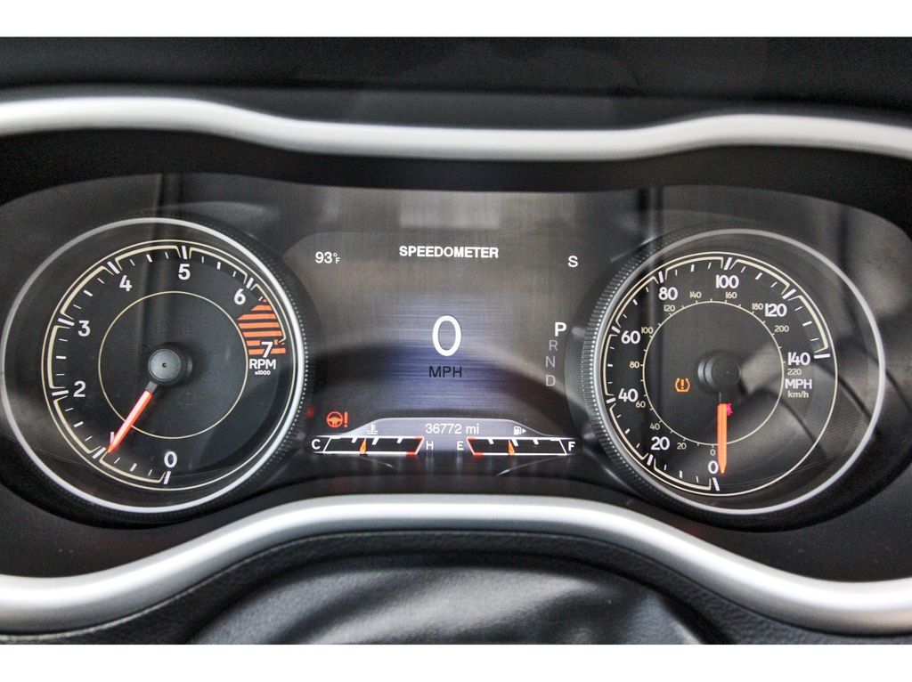 2018 Jeep Cherokee Trailhawk Silver at AutoSavvy Houston Northwest
