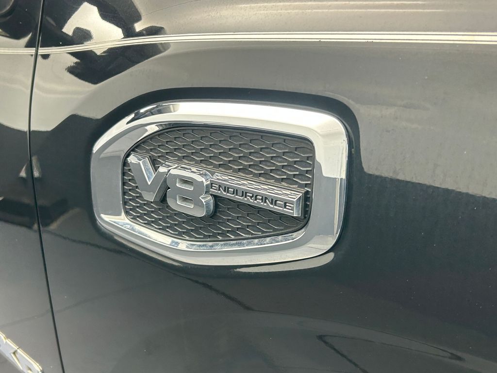 Used 2019 Magnetic Black Metallic Nissan SV image 32