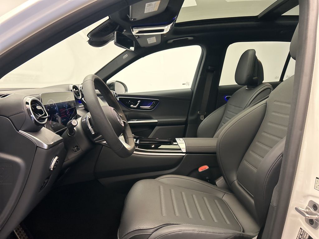 Thumbnail: 2026 Mercedes-Benz GLC - 12