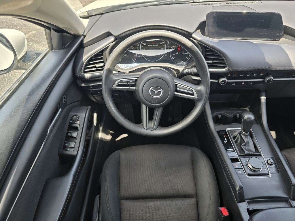 Used 2022 White Mazda 2.5 S image 21