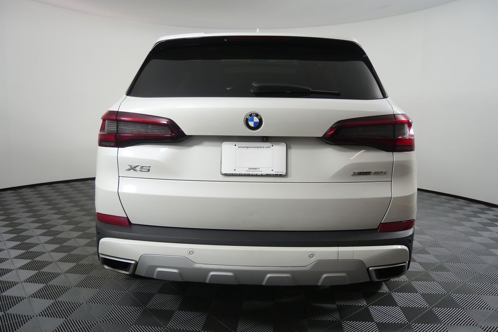 Thumbnail: 2021 BMW X5 - 4