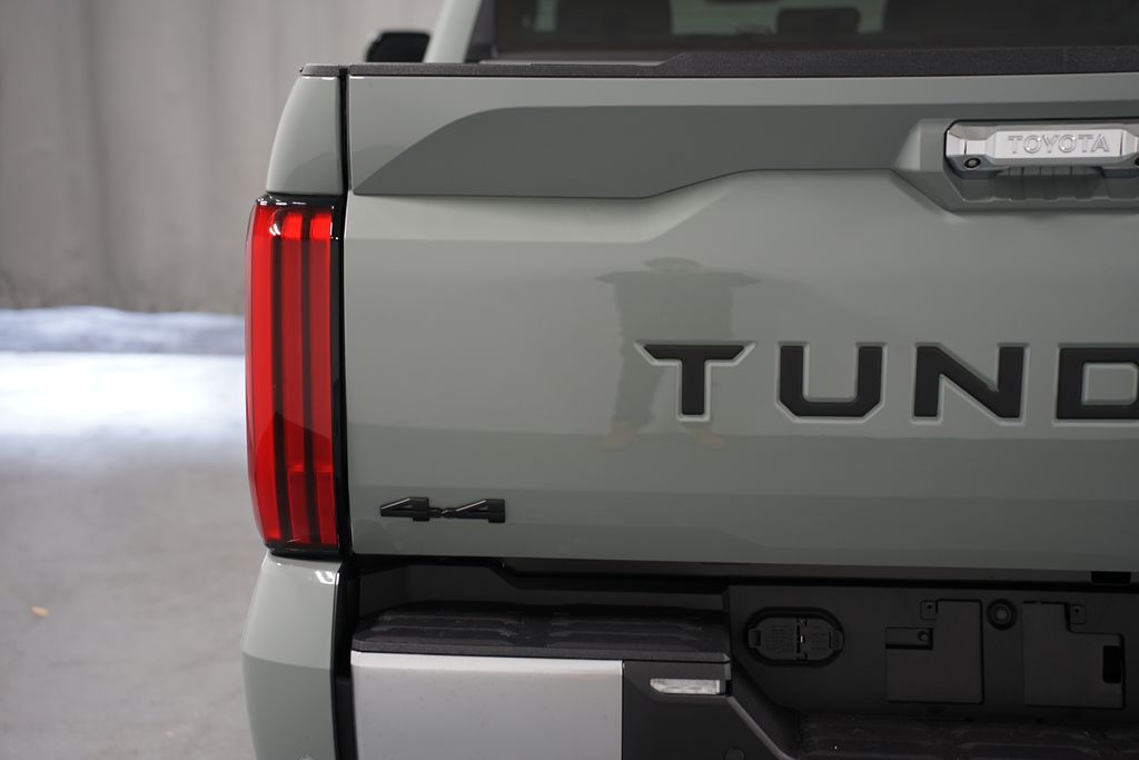 2025 Toyota Tundra Limited 10