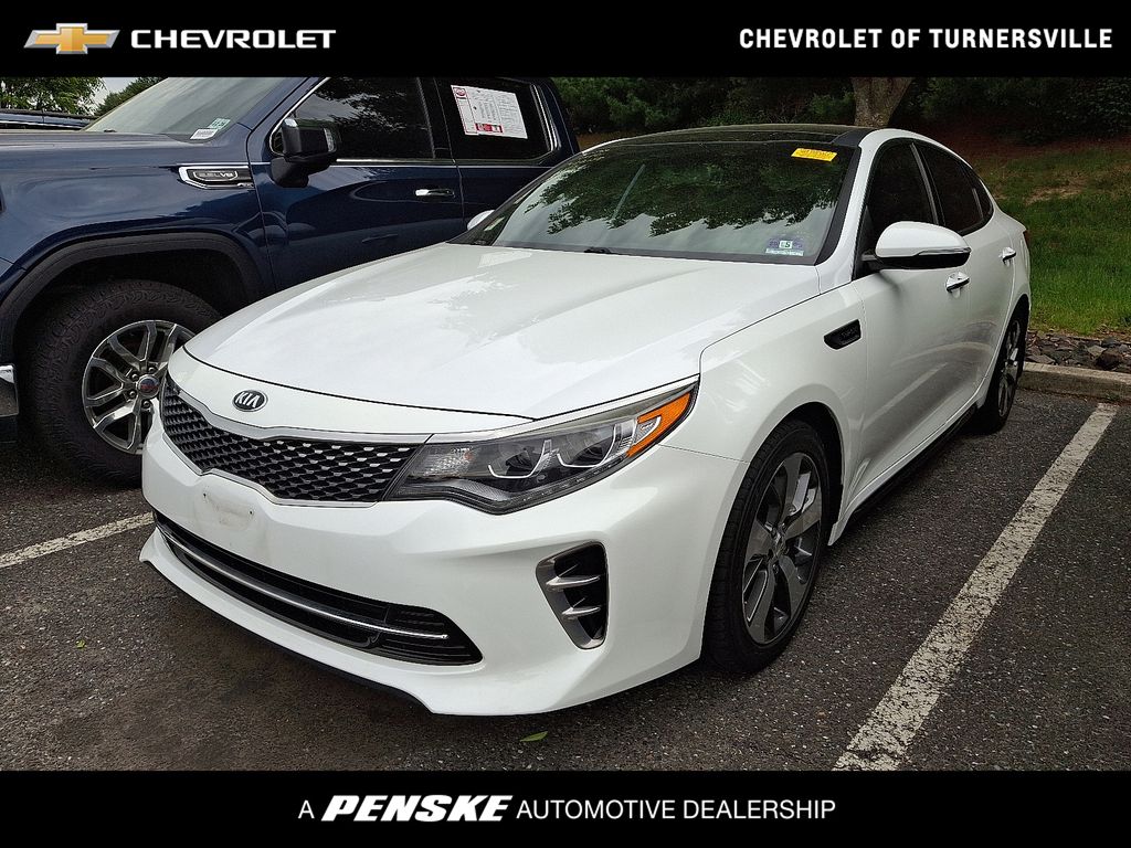 Thumbnail: 2017 Kia Optima - 1