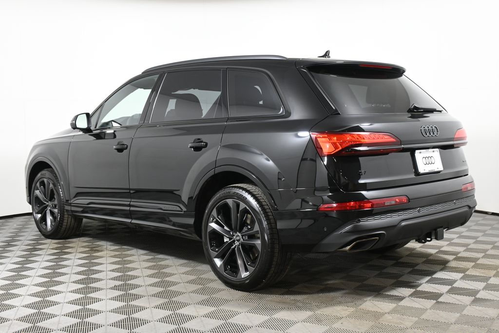 2025 Audi Q7  5