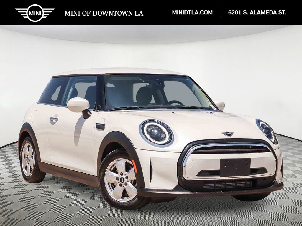 White Metallic 2024 MINI Cooper Hatchback Front-Wheel Drive 7-Speed Automatic