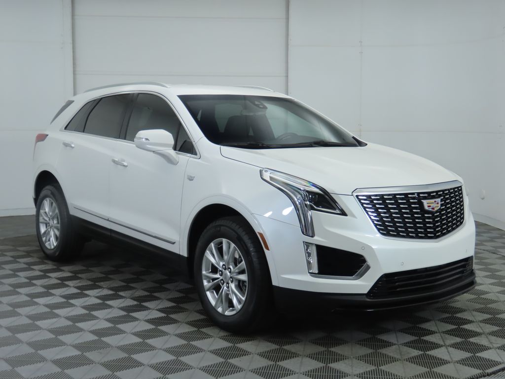 Thumbnail: 2021 Cadillac XT5 - 3