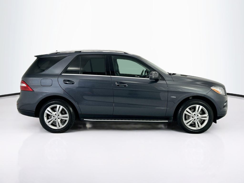 Thumbnail: 2012 Mercedes-Benz M-Class - 4