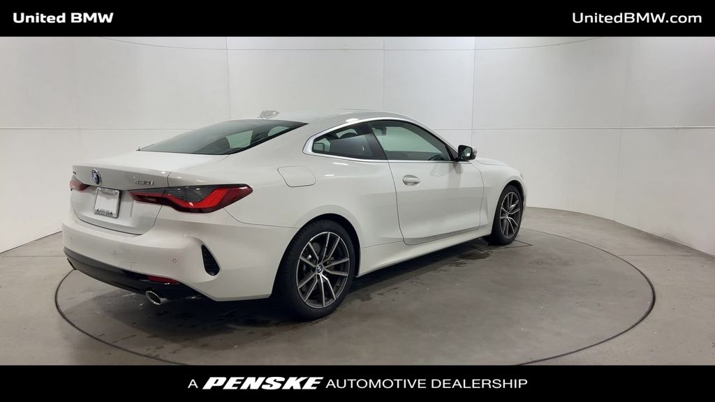 Thumbnail: 2025 BMW 4 Series - 8