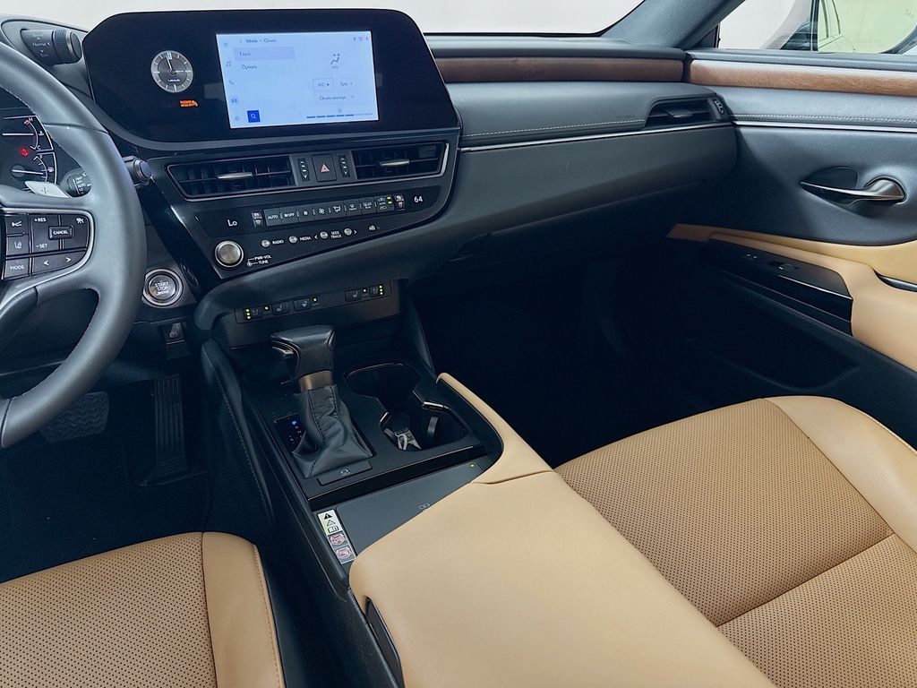Thumbnail: 2023 Lexus ES - 24
