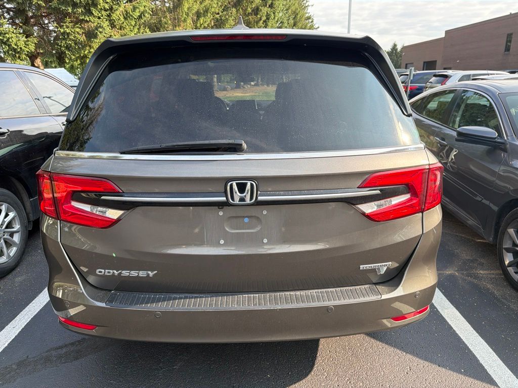 Thumbnail: 2022 Honda Odyssey - 3