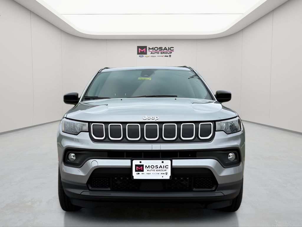 Used 2022 Jeep Compass Latitude with VIN 3C4NJDBB3NT148081 for sale in Zumbrota, Minnesota